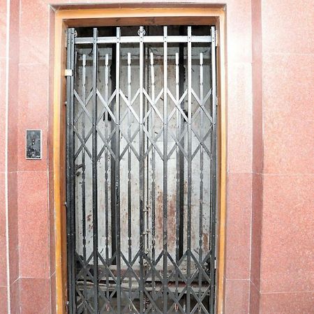 Oyo 26143 Hotel Abedin Kalkuta Zewnętrze zdjęcie