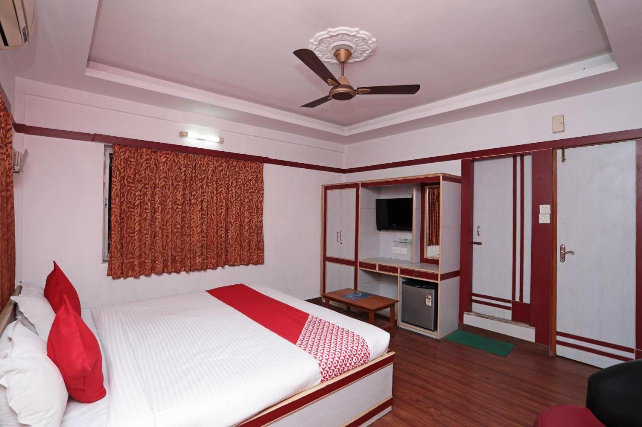 Oyo 26143 Hotel Abedin Kalkuta Zewnętrze zdjęcie