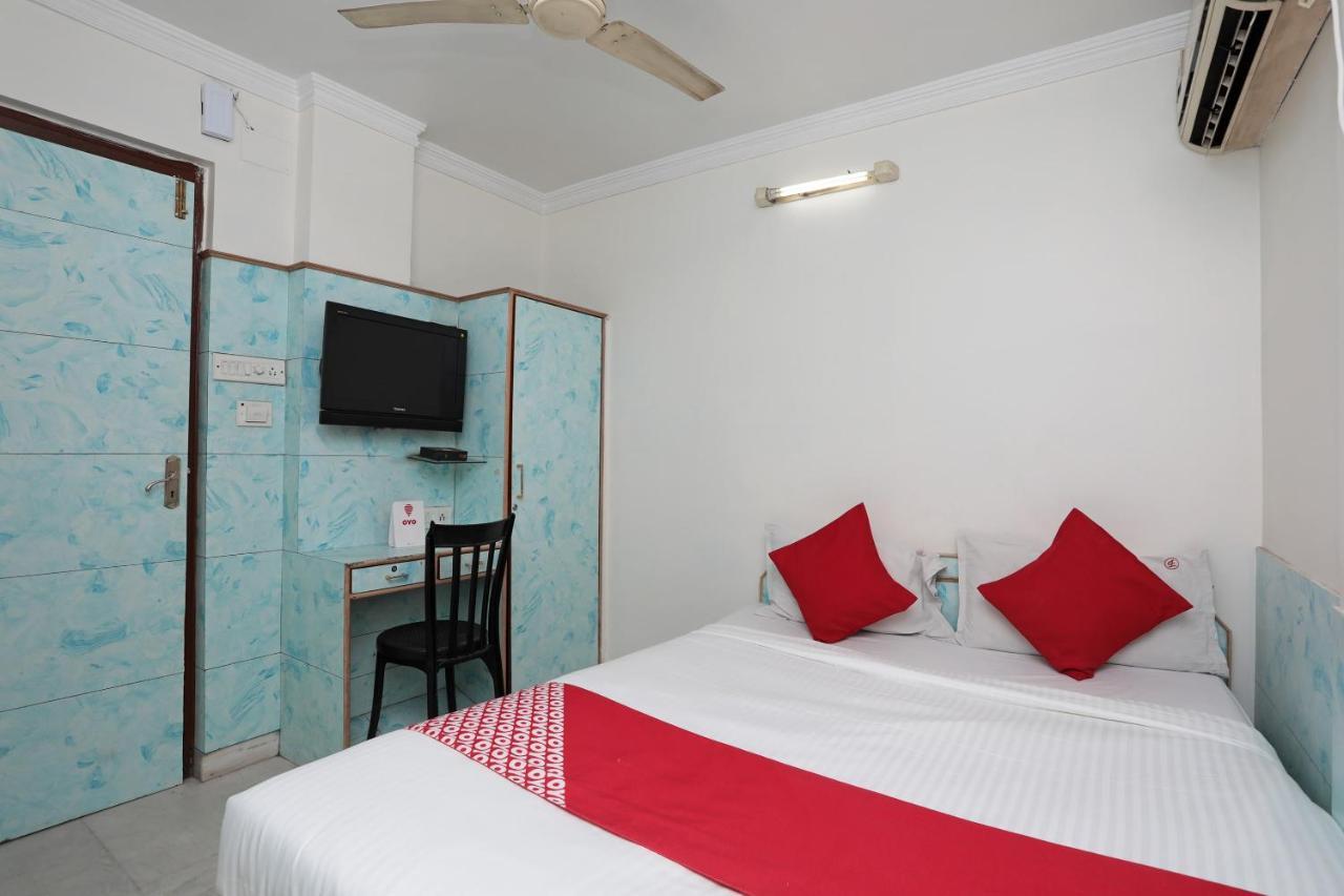 Oyo 26143 Hotel Abedin Kalkuta Zewnętrze zdjęcie