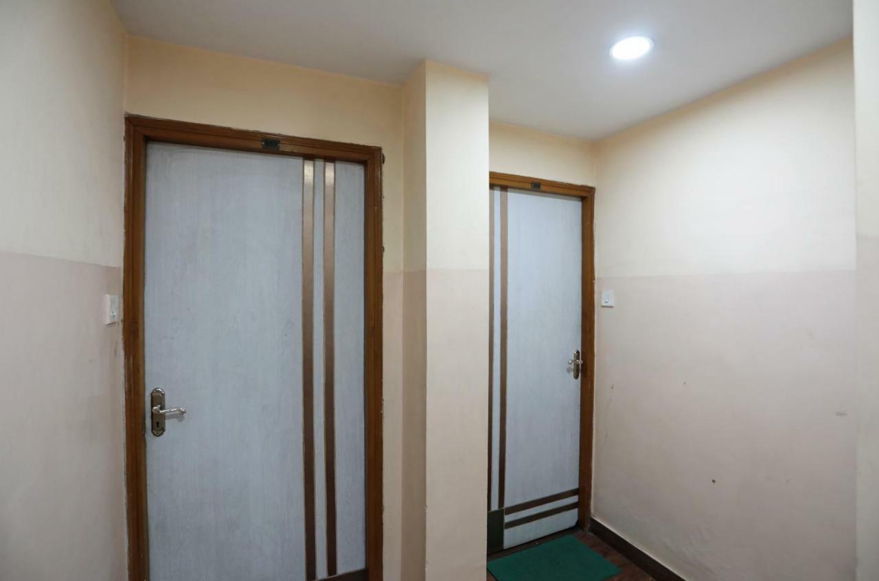 Oyo 26143 Hotel Abedin Kalkuta Zewnętrze zdjęcie